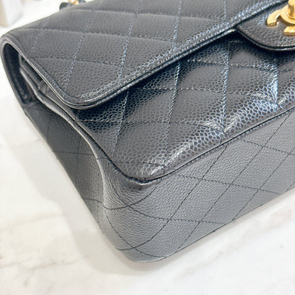 Chanel Classic Flap Medium in Black GHW