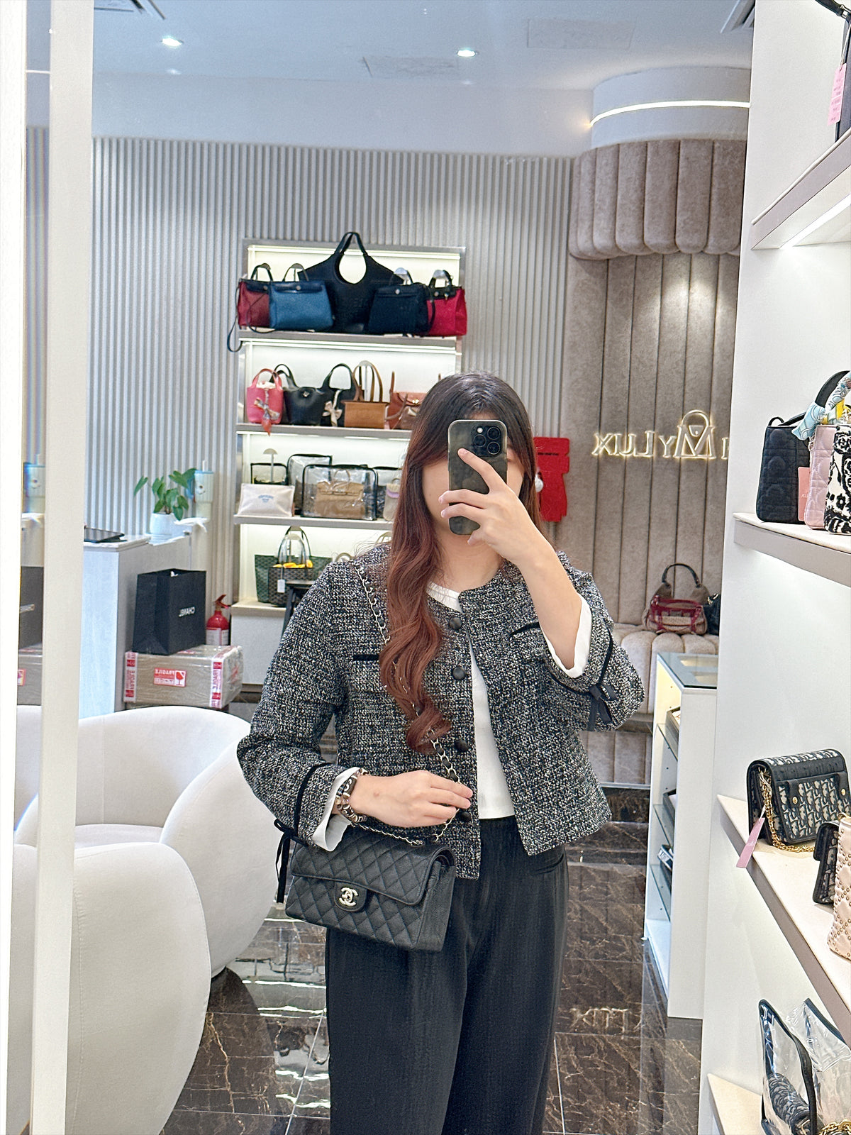 Chanel Classic Flap Small in Black Caviar SHW