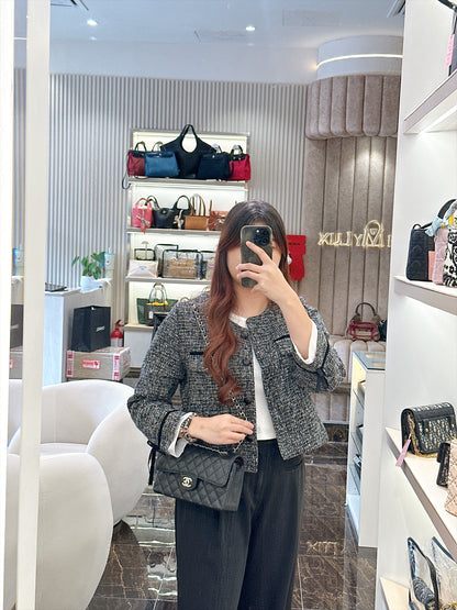 Chanel Classic Flap Small in Black Caviar SHW