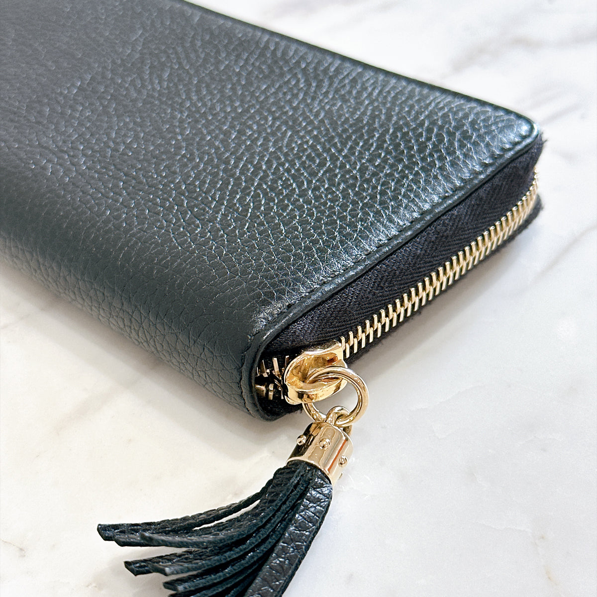 Gucci Soho Long Wallet in Black