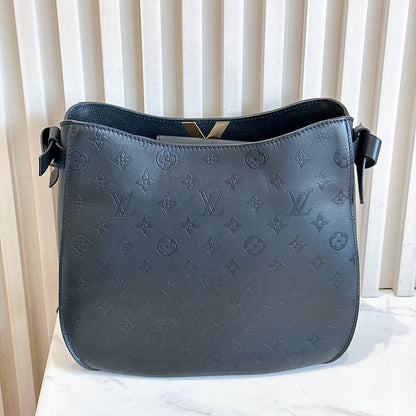 LV Very Hobo in Black Monogram