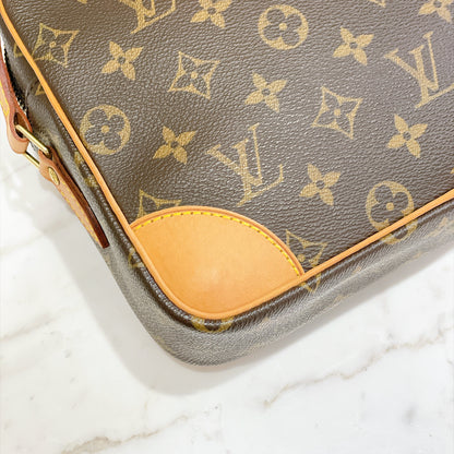 LV Monogram Trocadero 27