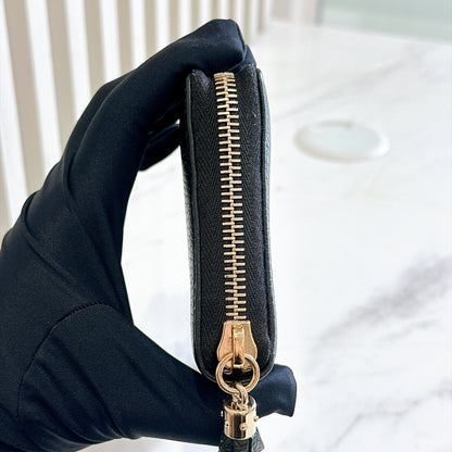 Gucci Soho Long Wallet in Black