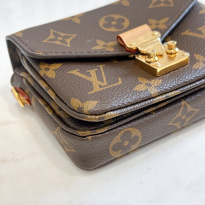 LV Monogram Micro Metis