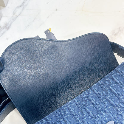 Dior Small Saddle Messenger in Blue Oblique