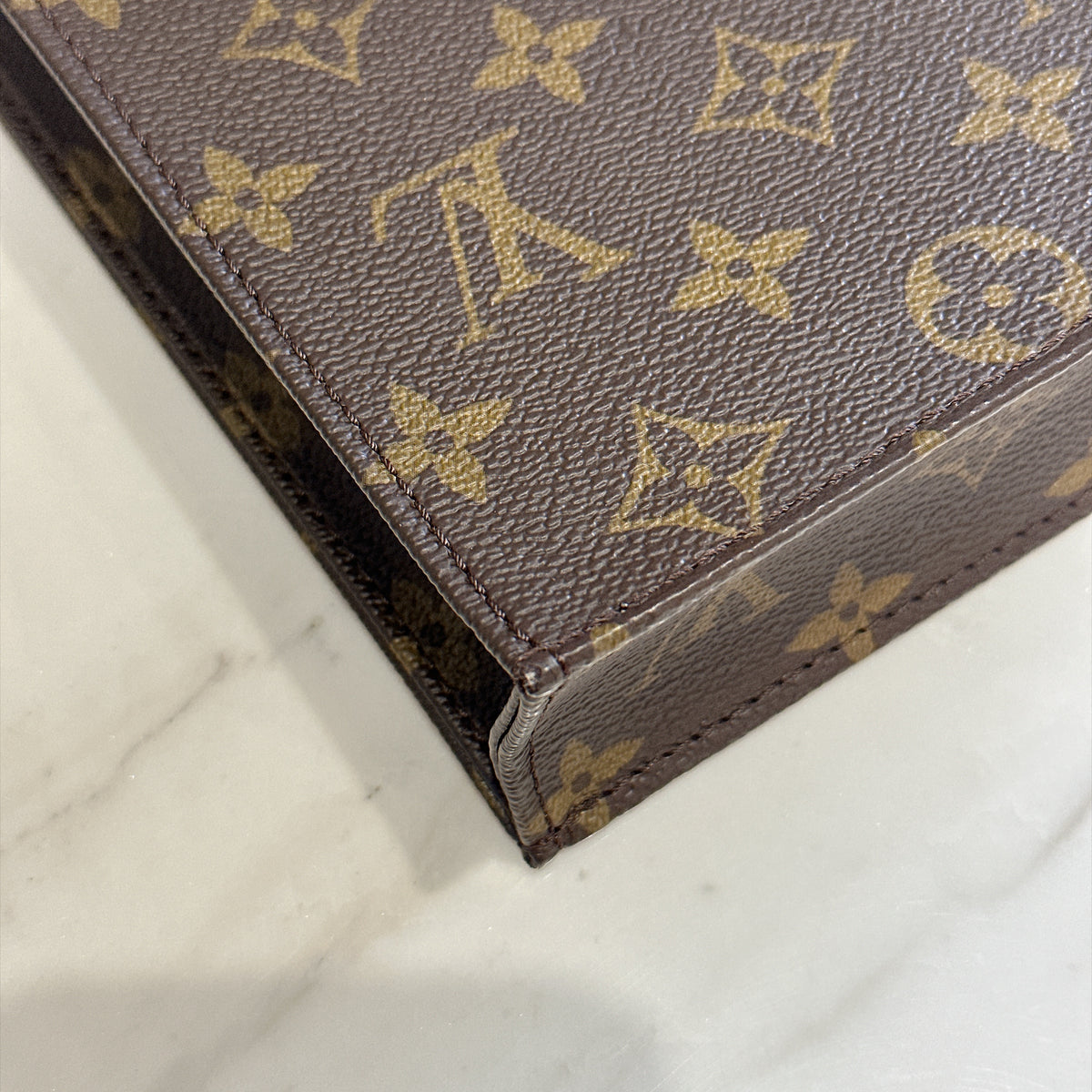 LV Monogram Petite Sac Plat