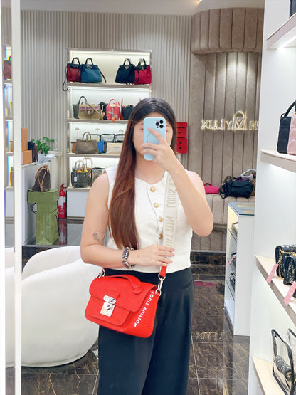 LV Monceau Distorted Epi XL in Red