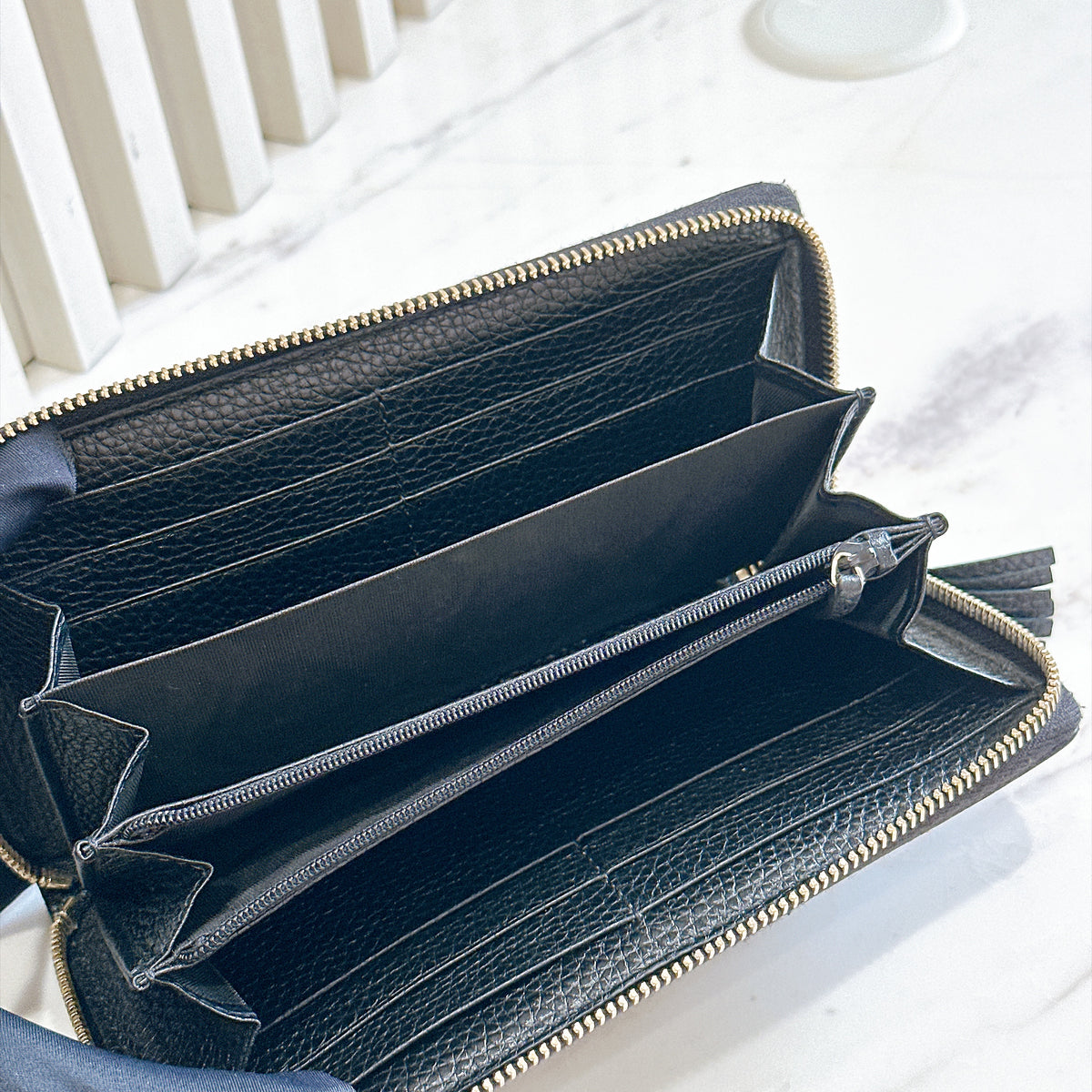 Gucci Soho Long Wallet in Black