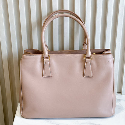 Prada Saffiano Gallieria Pink in Medium