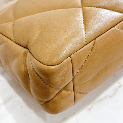 Chanel 19 Beige in Small Lambskin