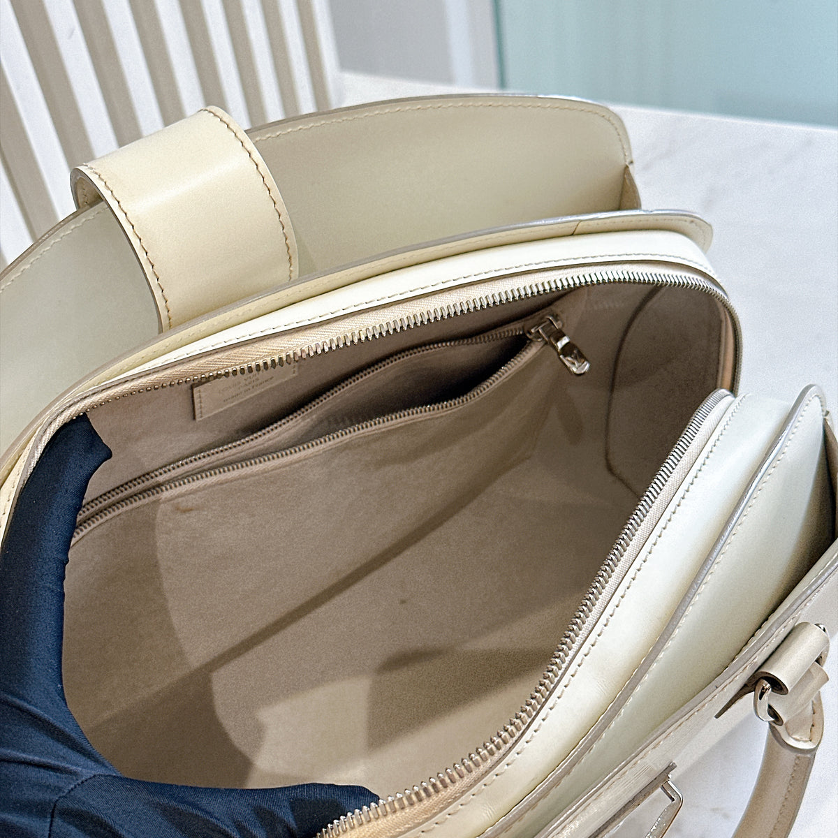 LV Pont Neuf Ivory GM