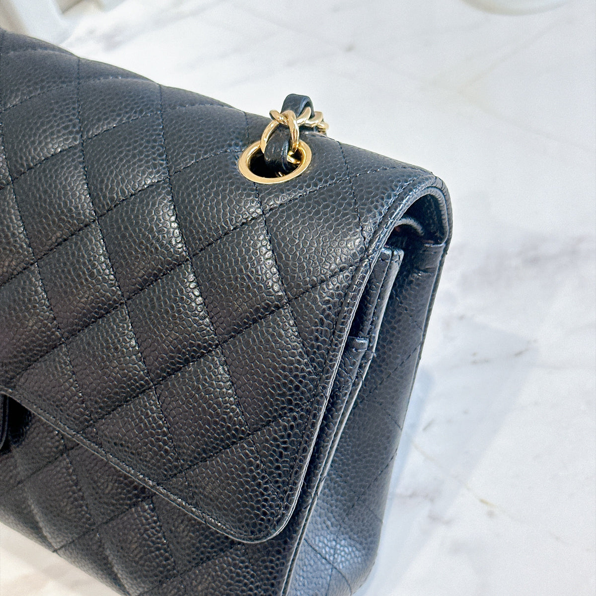 Chanel Classic Flap Medium in Black GHW