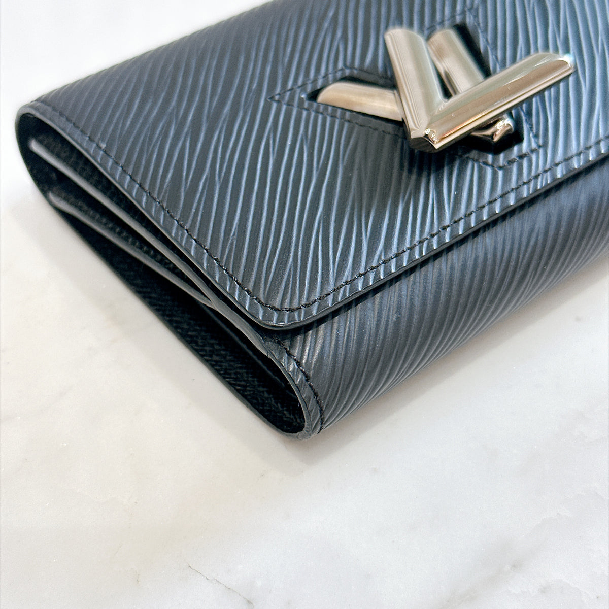 LV Twist Wallet in Black SHW