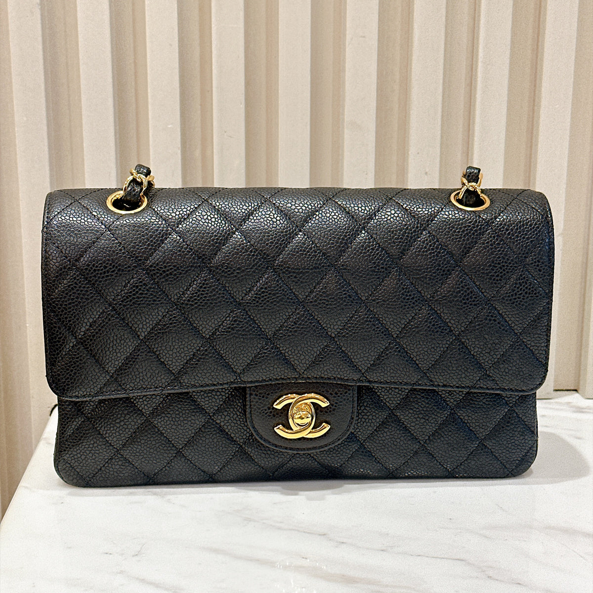 Chanel Classic Flap Medium in Black GHW