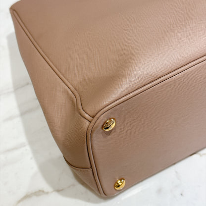 Prada Saffiano Gallieria Pink in Medium