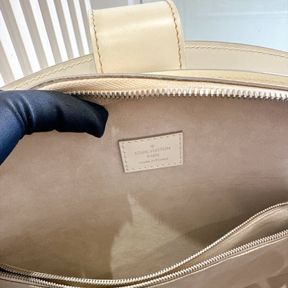 LV Pont Neuf Ivory GM