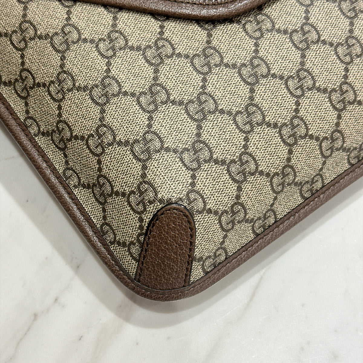 Gucci Neo Vintage GG Medium Messenger Bag