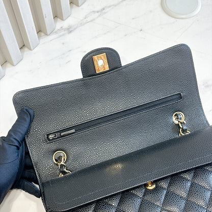 Chanel Classic Flap Medium in Black GHW