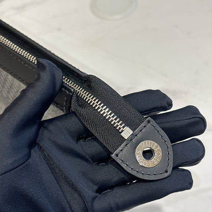 LV Voyage Pochette Damier Graphite 3D