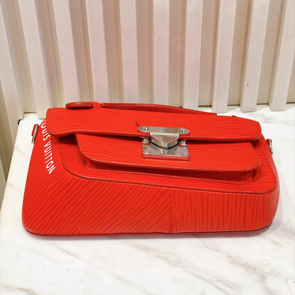 LV Monceau Distorted Epi XL in Red