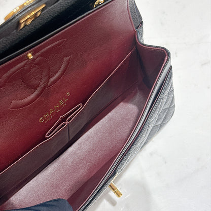 Chanel Classic Flap Medium in Black GHW