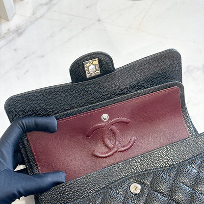 Chanel Classic Flap Small in Black Caviar SHW