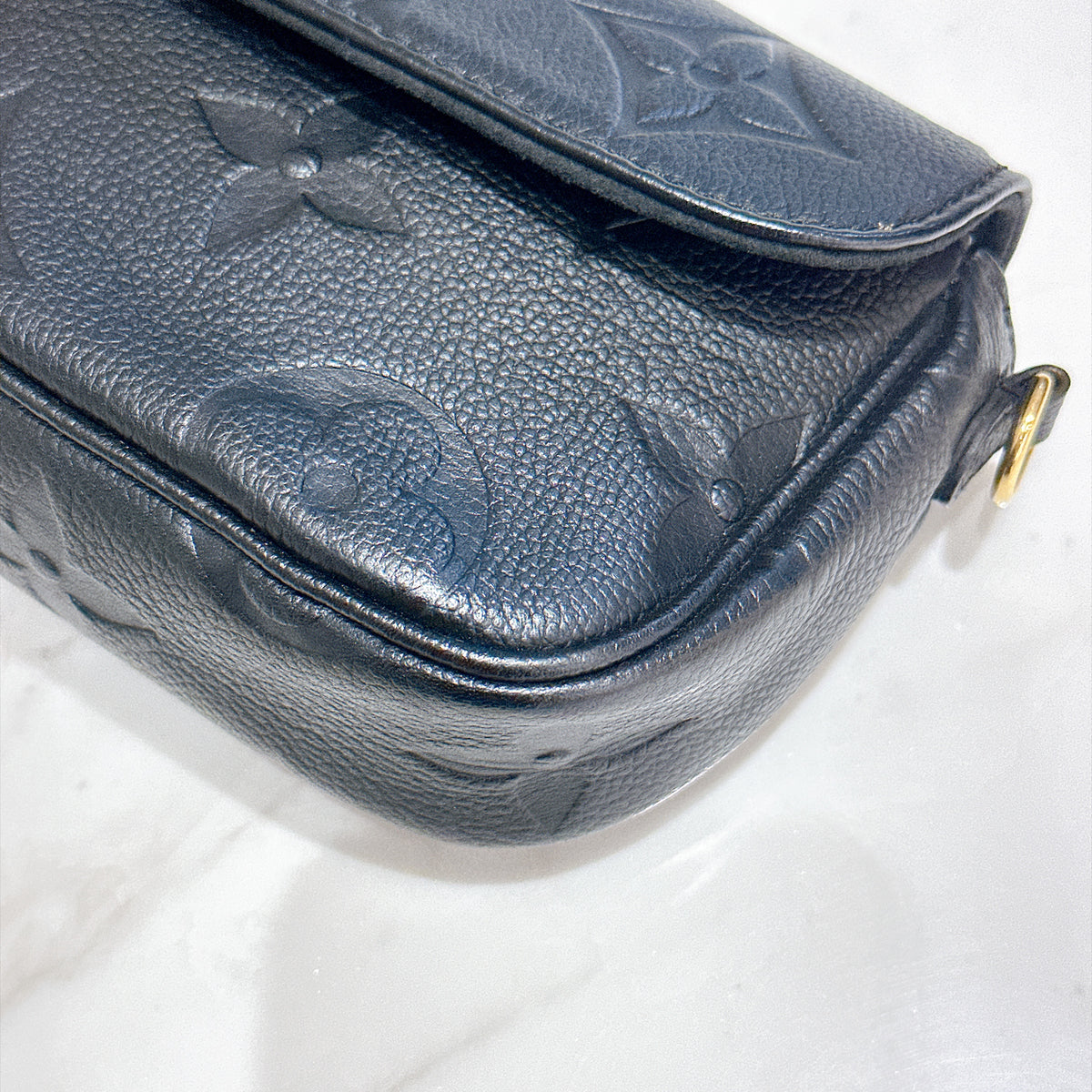 LV Ivy in Black Empreinte