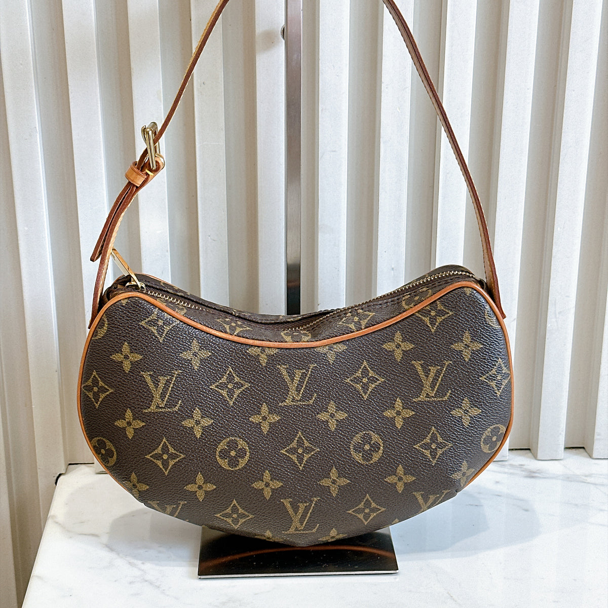 LV Monogram Croissant PM