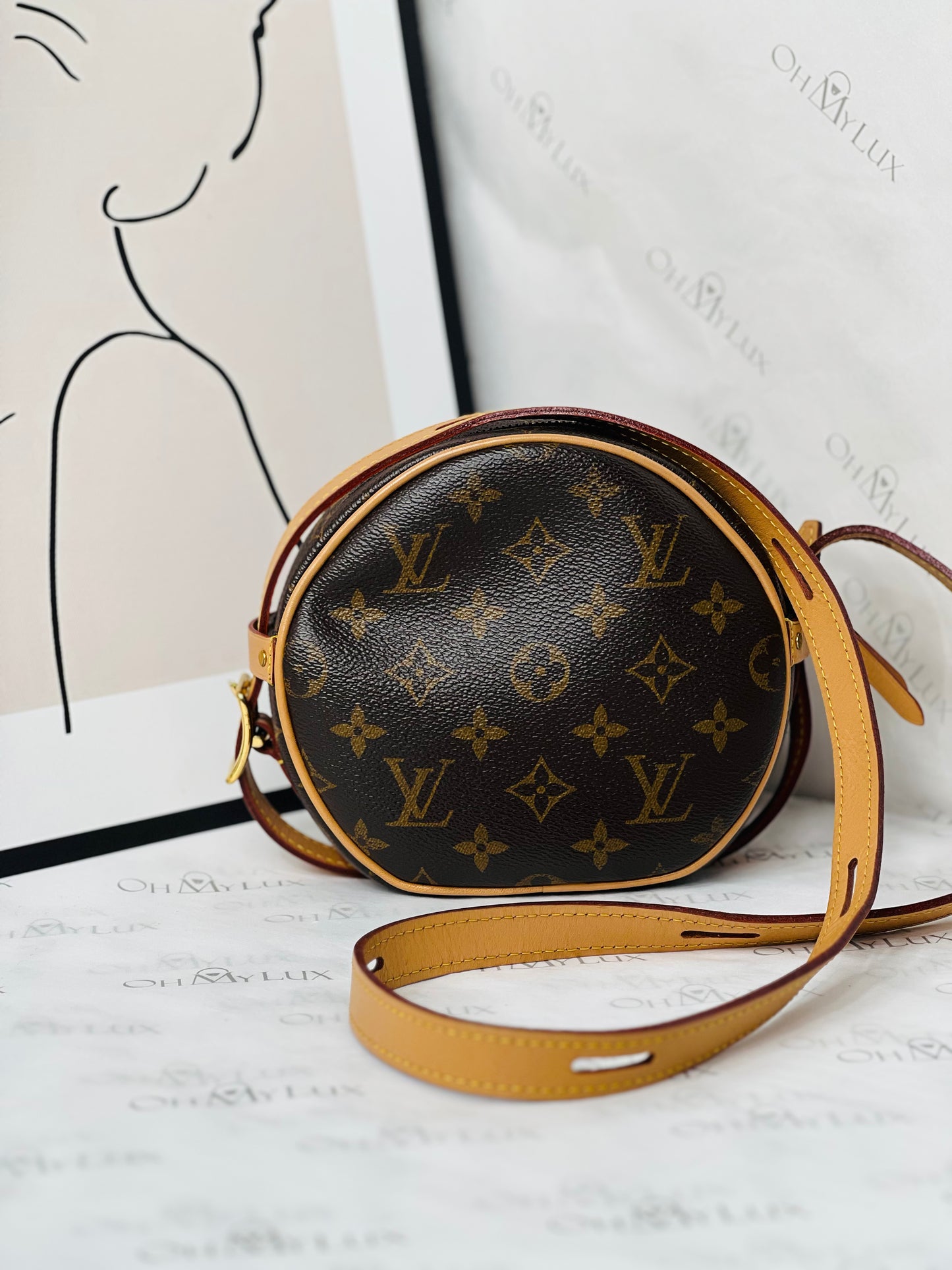 LV Monogram Boite Chapeau Souple PM