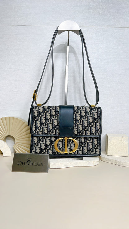Dior Montaigne 30 Flap Bag
