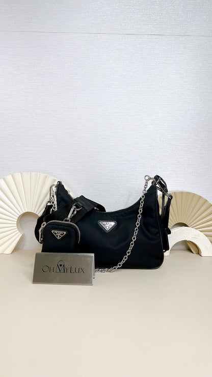 Prada Hobo 3 in 1 in Black