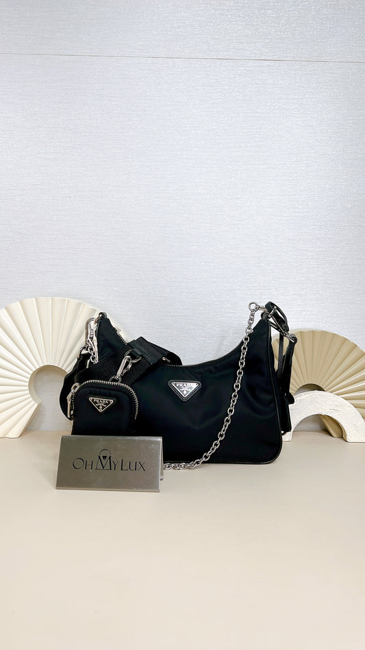 Prada Hobo 3 in 1 in Black