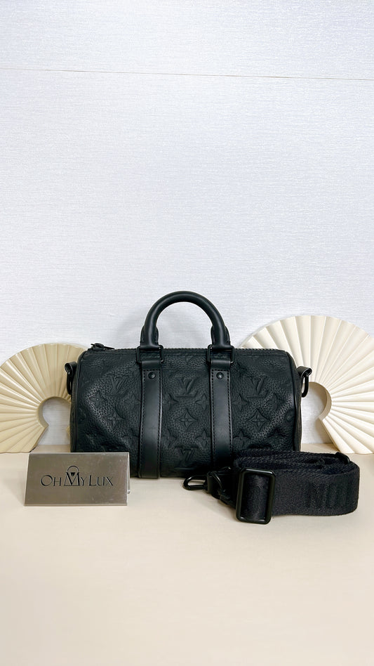 LV Keepall 25 in Black Taurillon