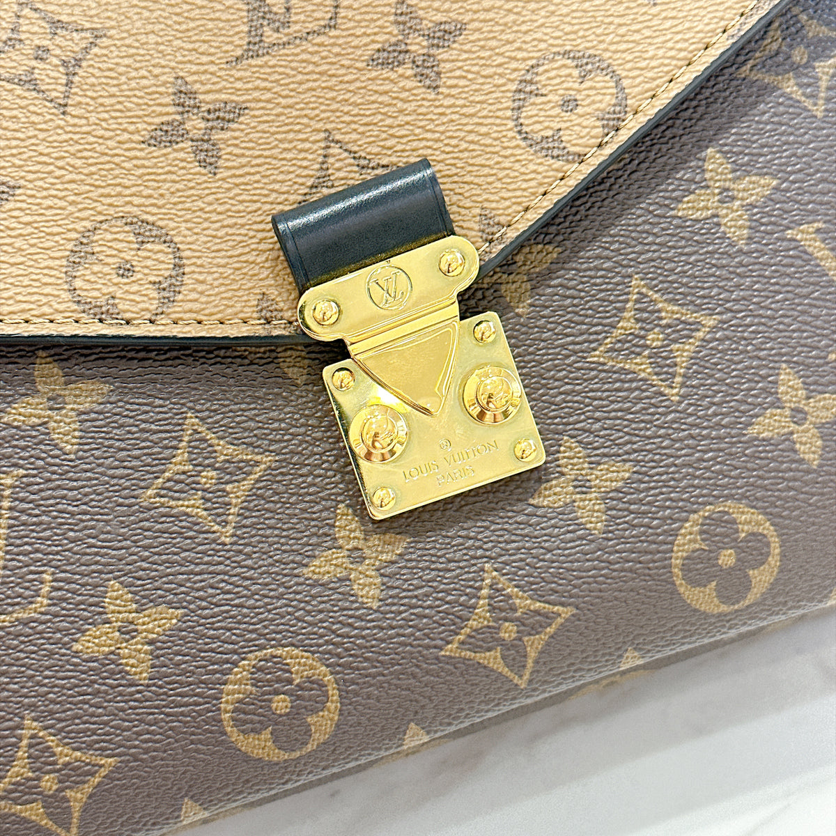 LV Monogram Reverse Pochette Metis