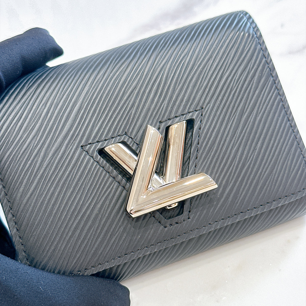 LV Twist Wallet in Black SHW