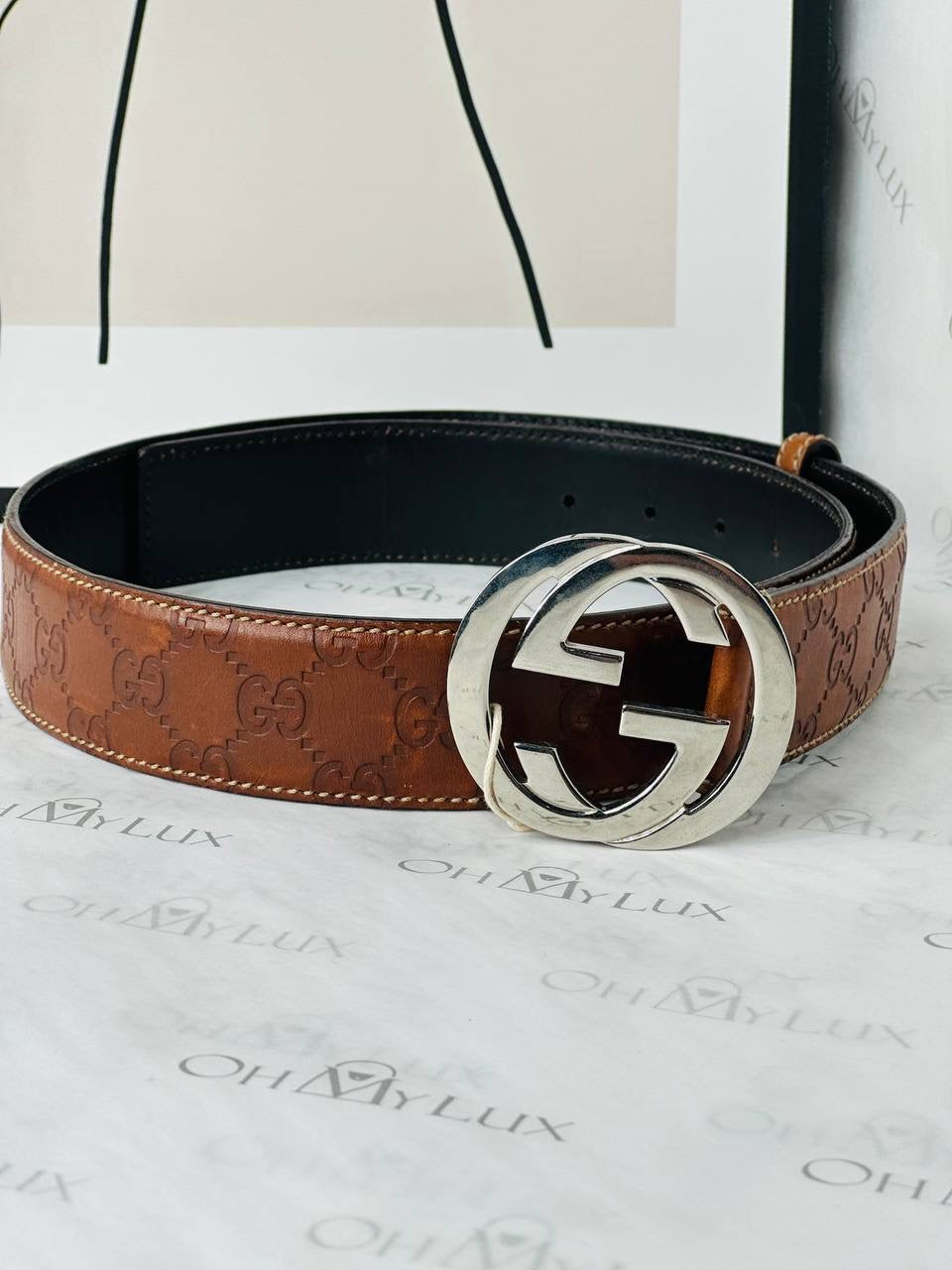 Gucci Supreme Leather G logo Belt in Brown SHW