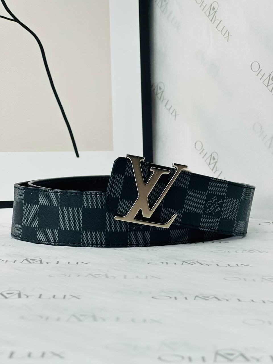 LV Reversible Initiales Belt in Black SHW