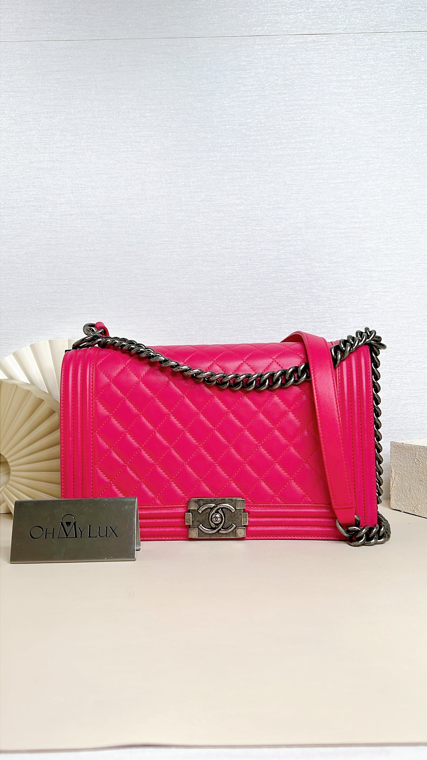 Chanel Boy New Medium Lambskin in Pink SHW