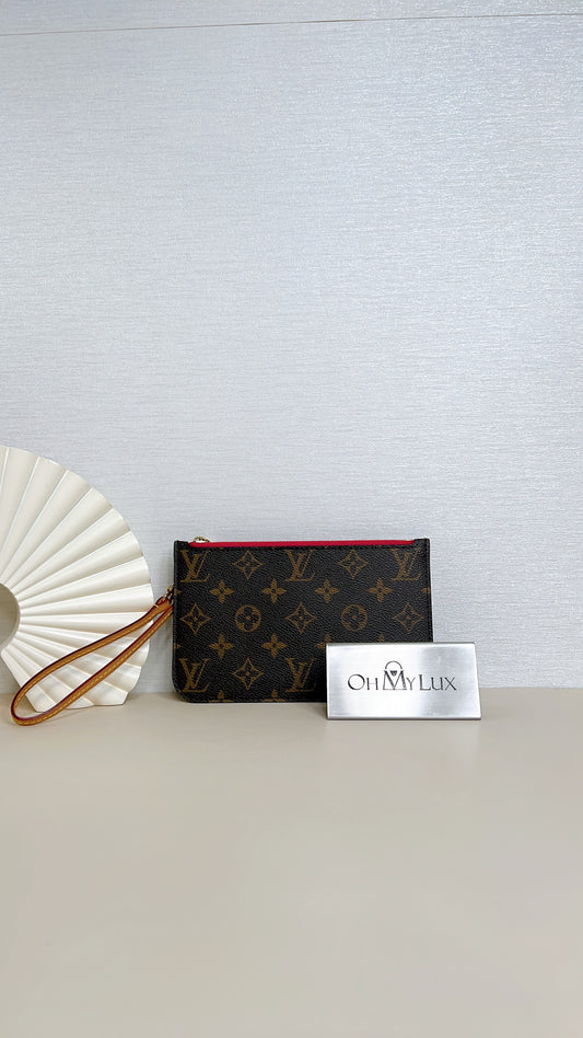 LV Neverfull Monogram Pouch