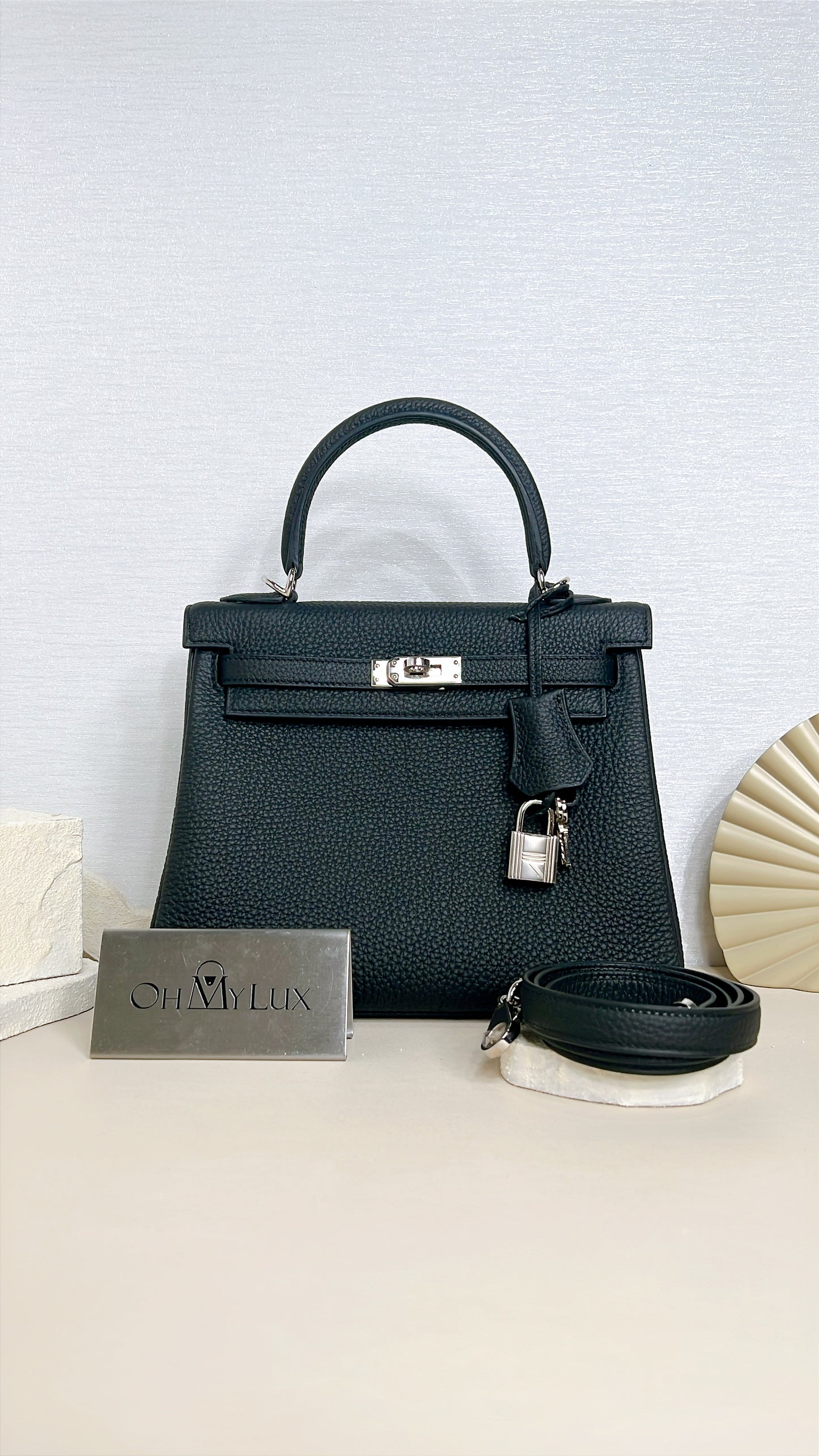 Hermes Kelly 25 Togo in Noir PHW