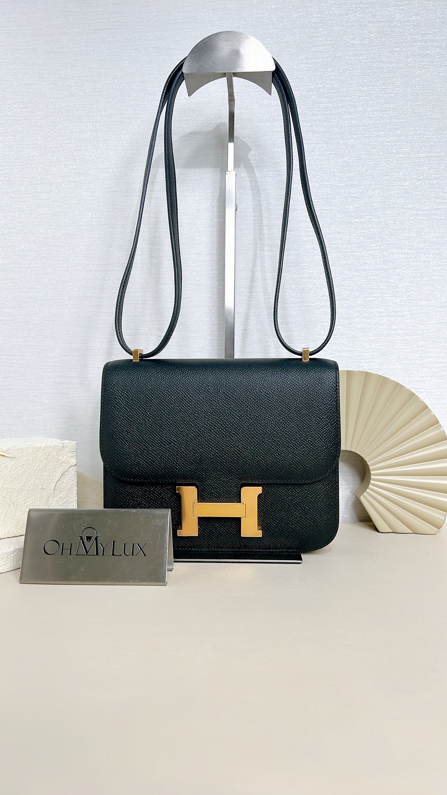 Hermes Constance 18 Epsom in Noir GHW