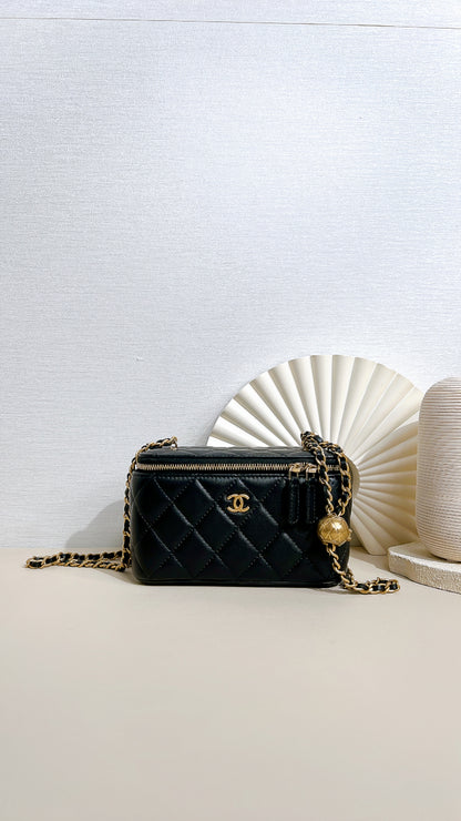 Chanel Vanity With Pearl Crush in Black Lambskin