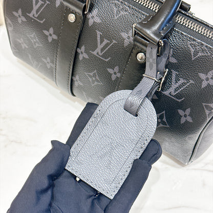 LV Keepall 25 in Monogram Eclipse