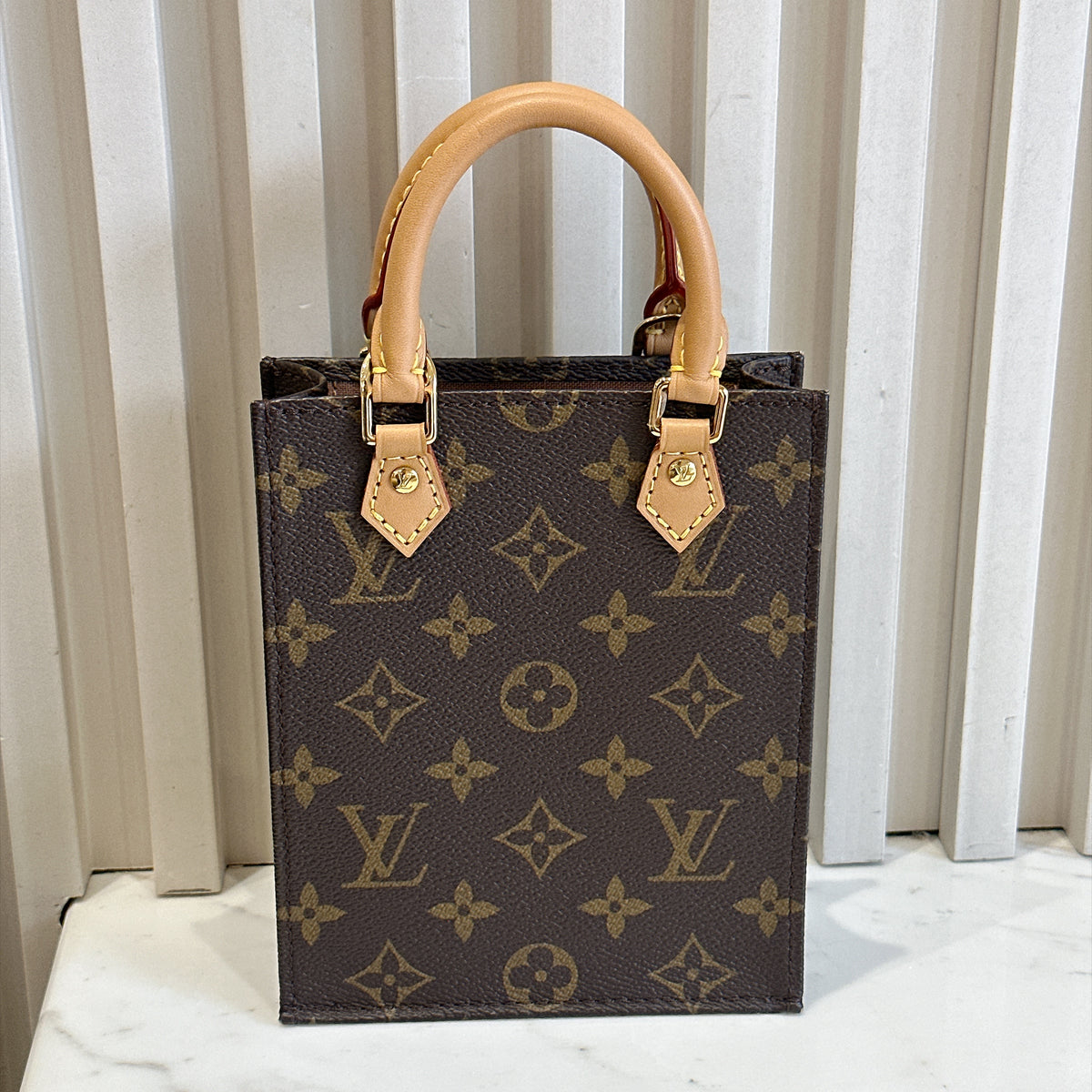 LV Monogram Petite Sac Plat