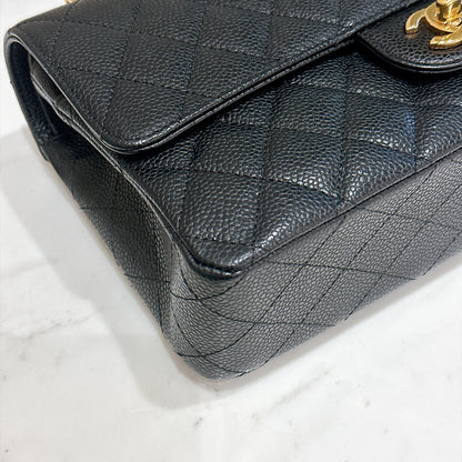 Chanel Classic Flap Medium in Black GHW
