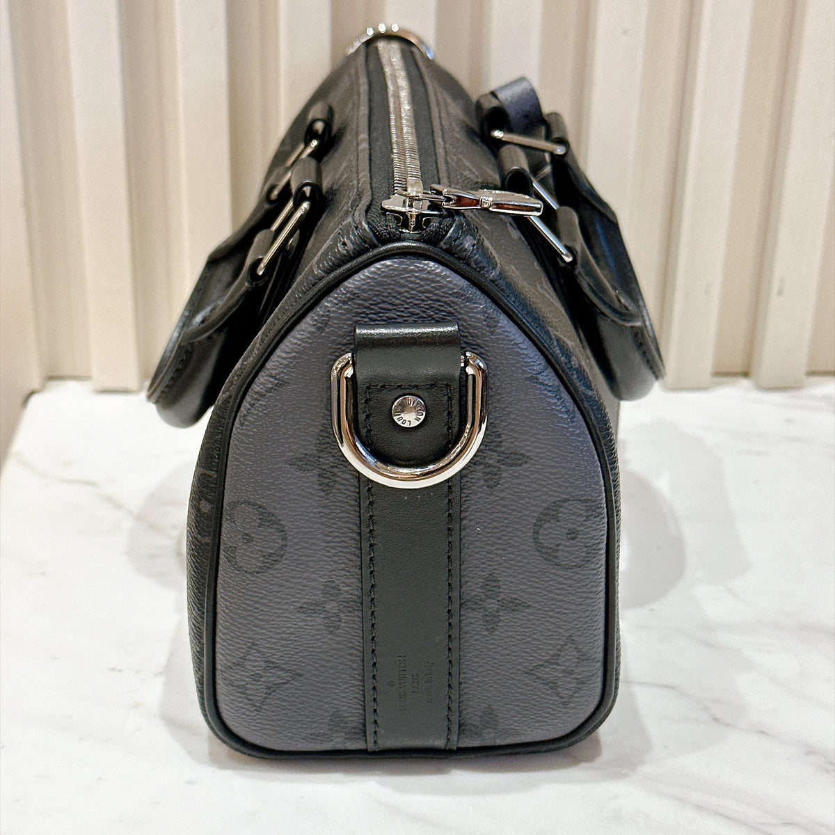 LV Keepall 25 in Monogram Eclipse