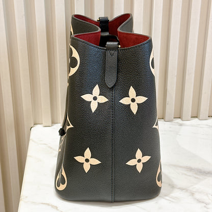 LV Neo Noe MM Bicolour In Black / Creme