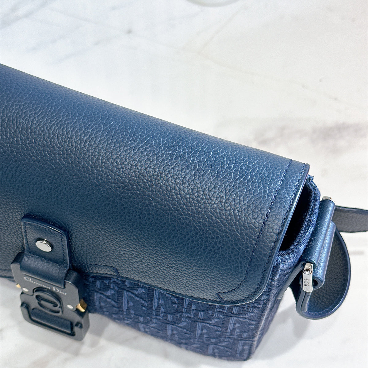 Dior Small Saddle Messenger in Blue Oblique