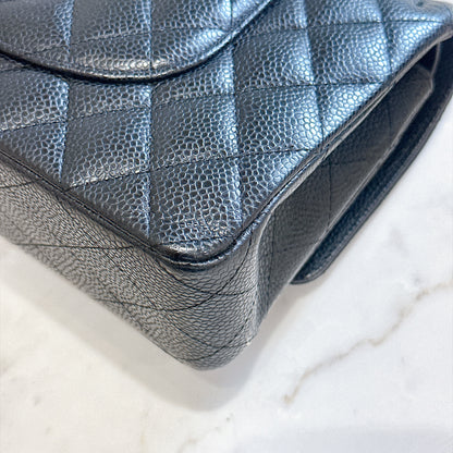 Chanel Classic Flap Medium in Black GHW