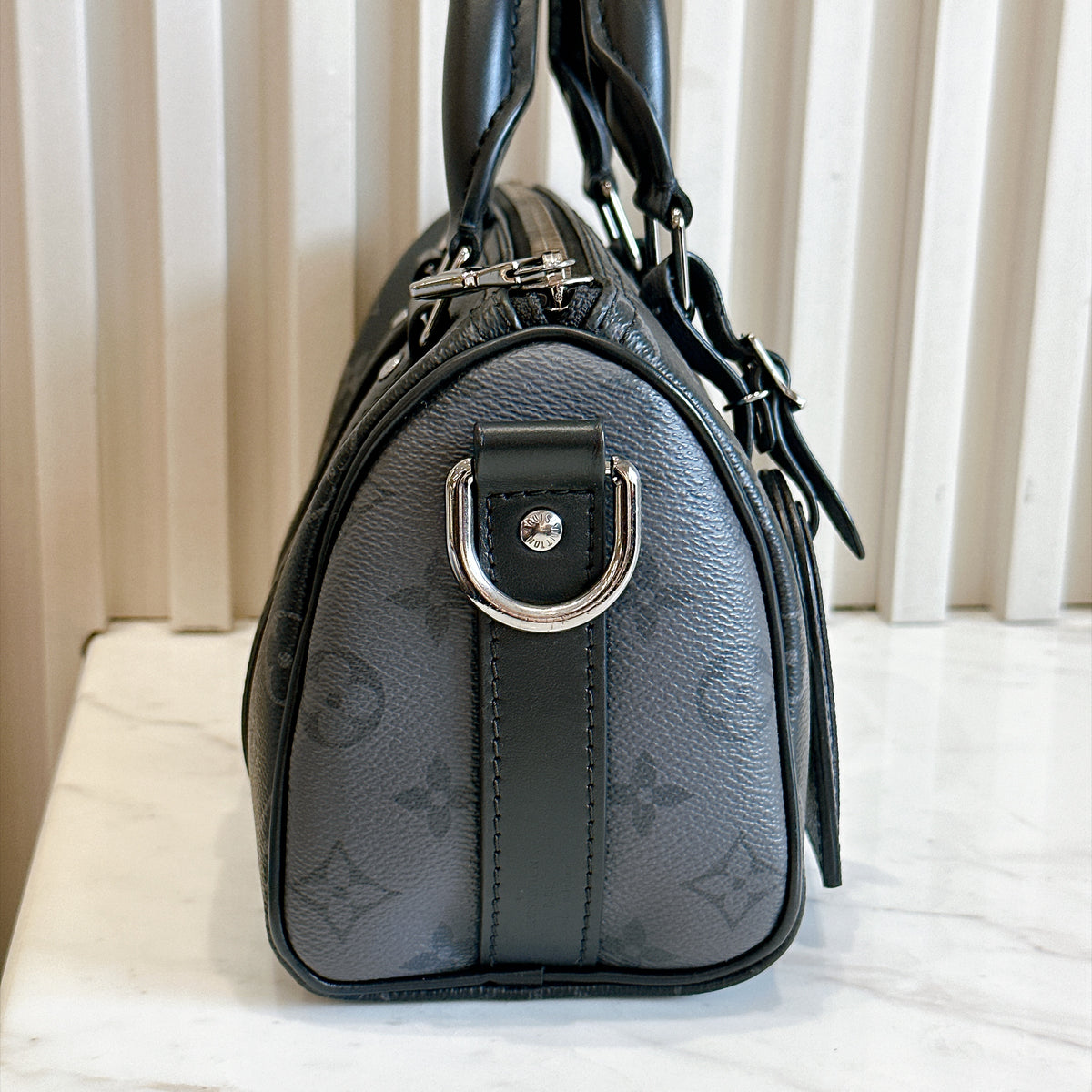 LV Keepall 25 in Monogram Eclipse